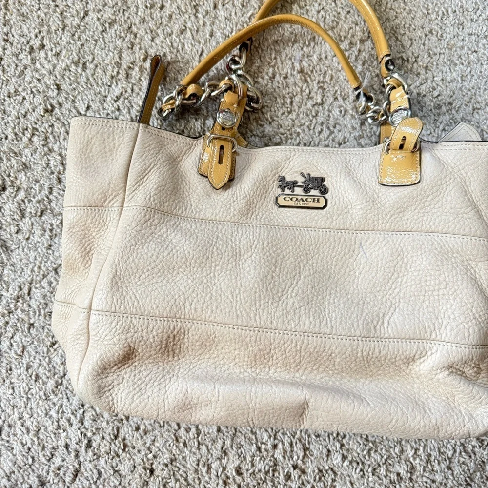 Coach Madison Tribeca East West Tote Bag